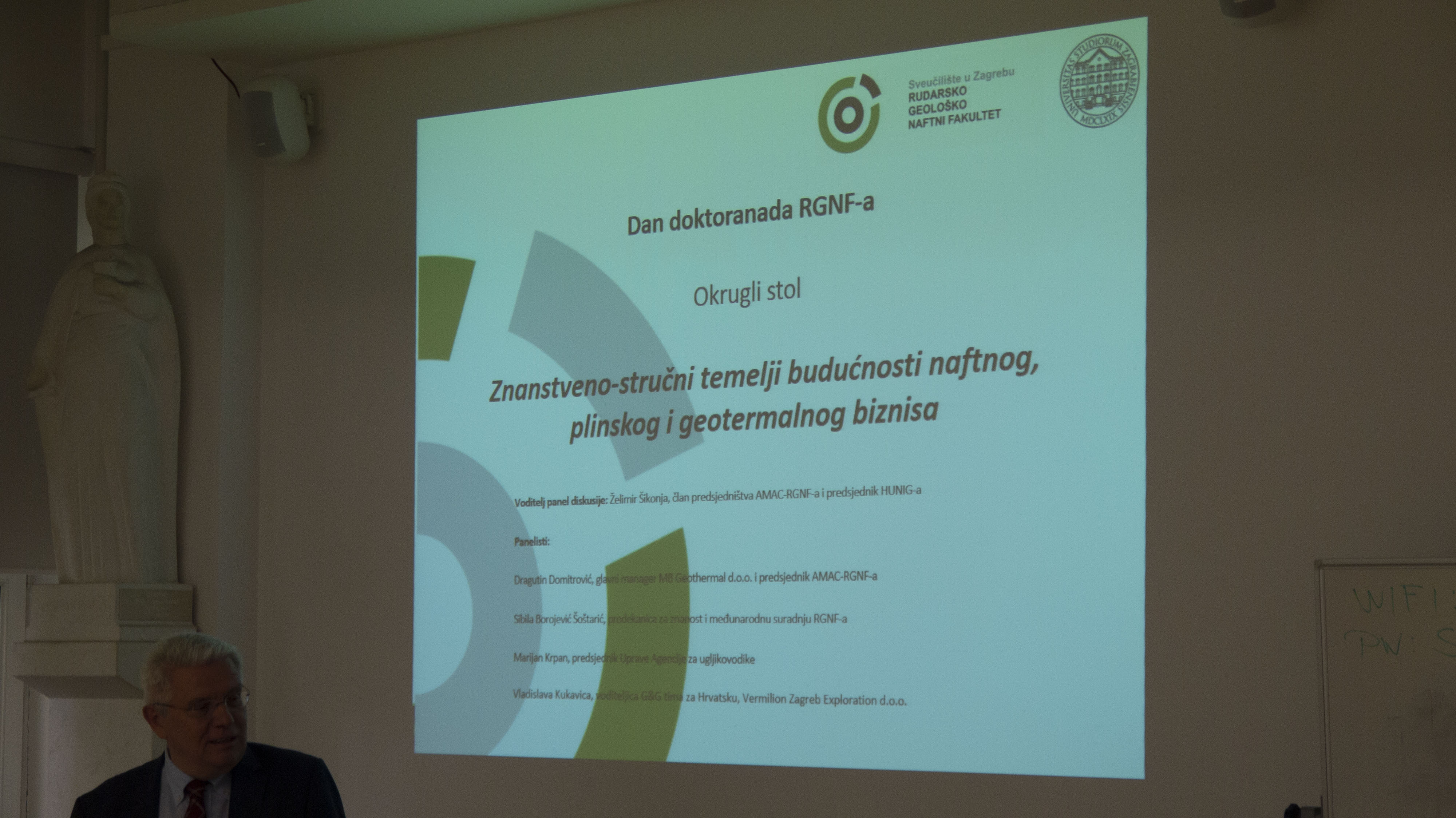 P1060795